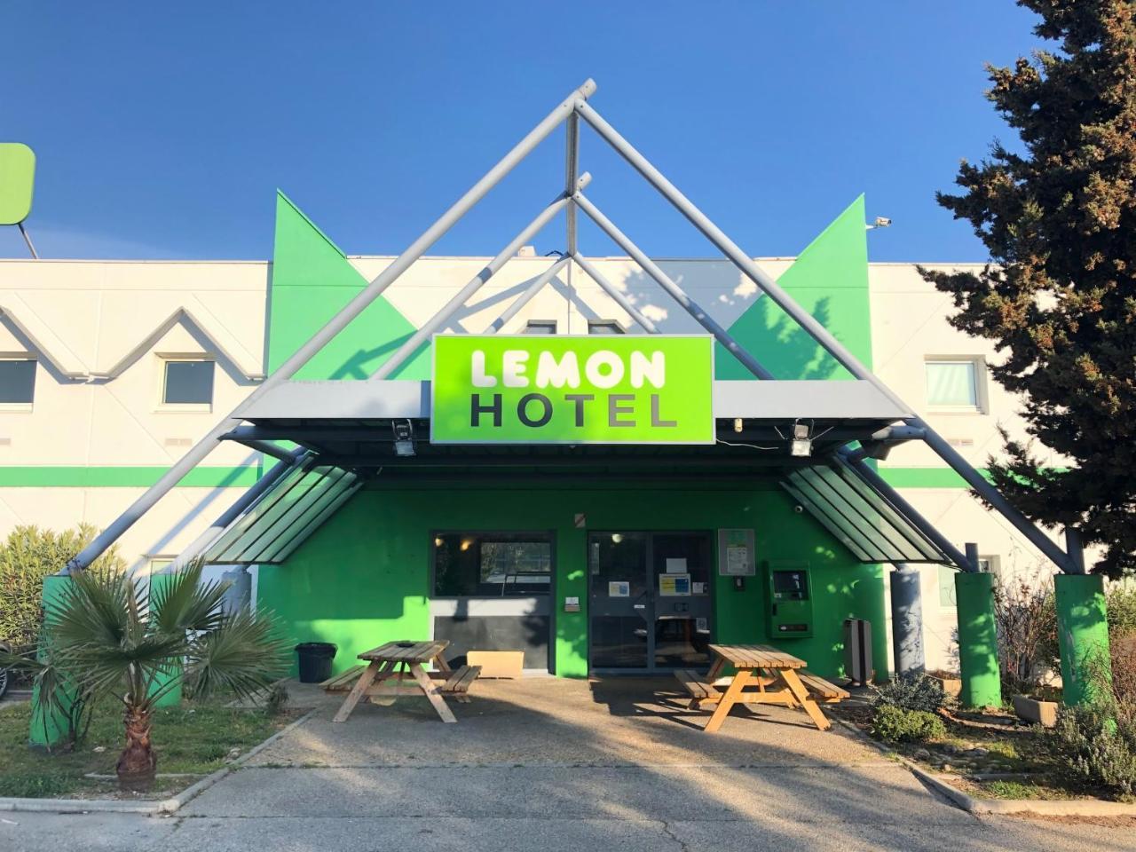 Lemon Hotel Avignon Rochefort Luaran gambar